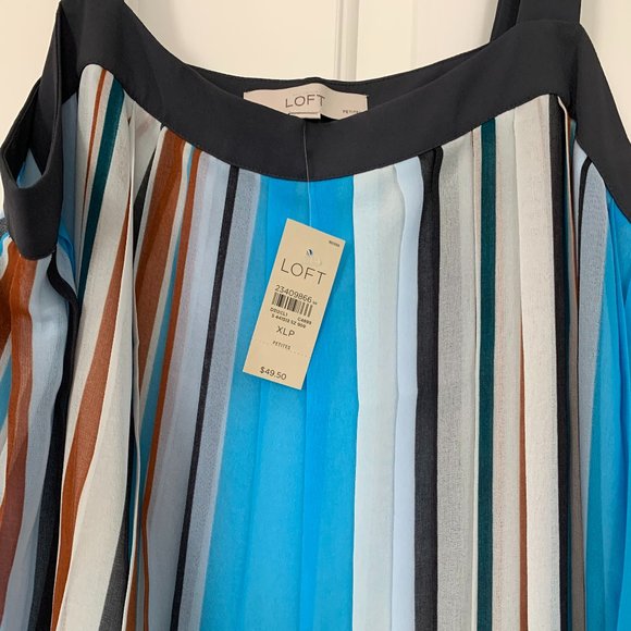 NWT Loft Pleated Tank Top - Picture 3 of 8